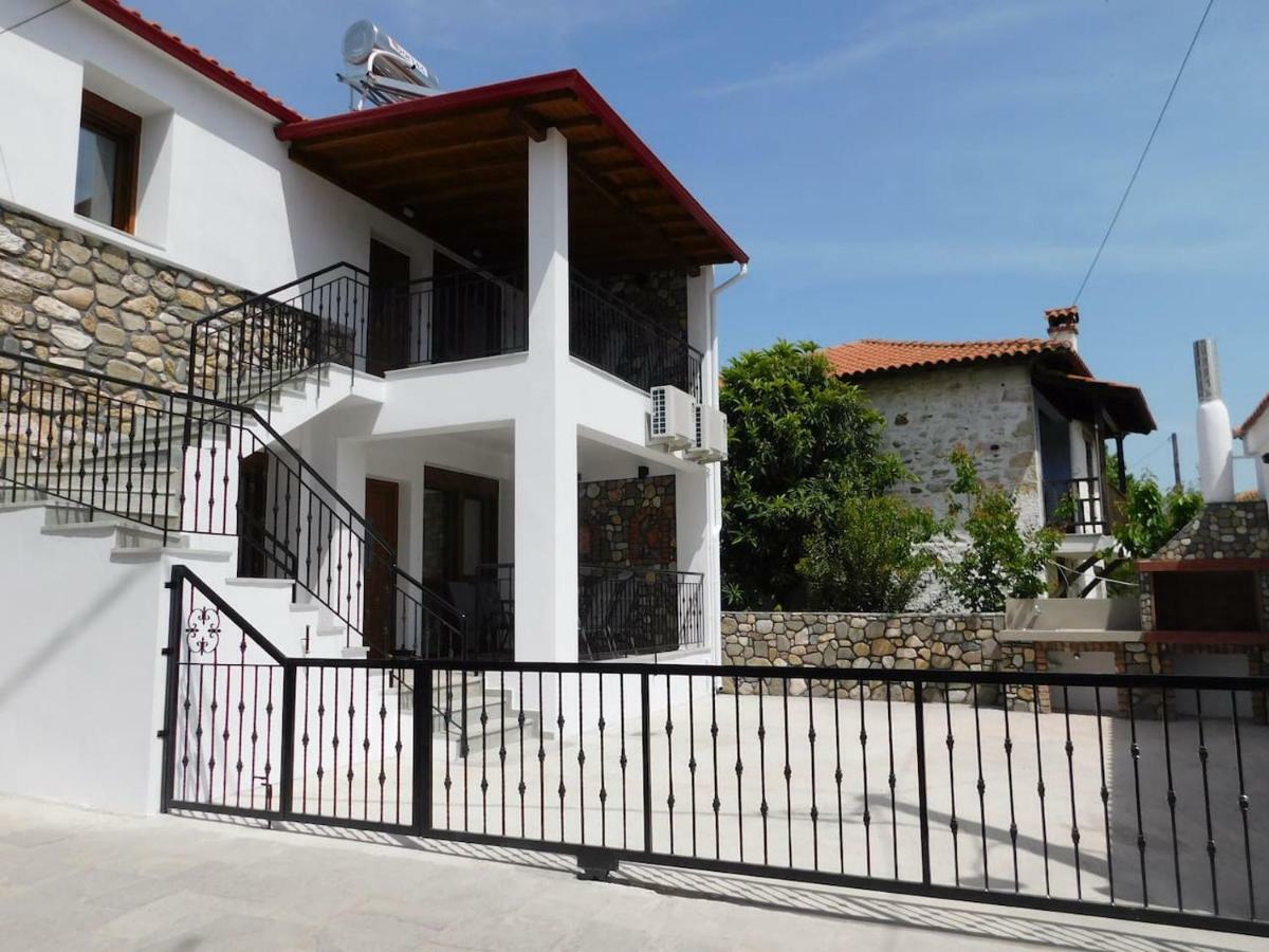 Patriko - House 1, Traditional Stone House Agios Nikolaos  Exterior foto